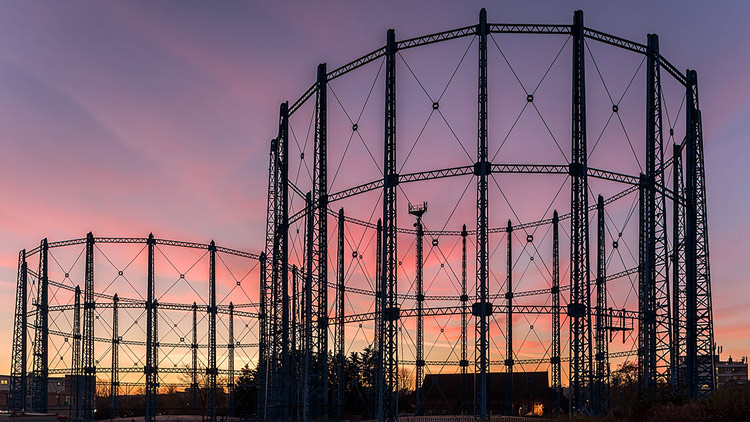 Historic Bell Green gas holders granted listed status by Lewisham ...